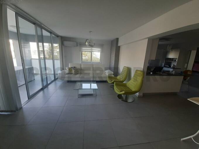 For Sale, Modern Three-Bedroom Apartment in Acropolis