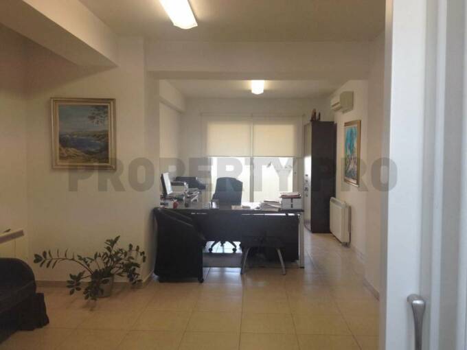 For Sale, Office/3bdr Apartment in Agios Dometios