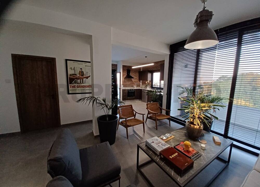 For Sale, Three-Bedroom Whole Floor Apartment in Agios Andreas