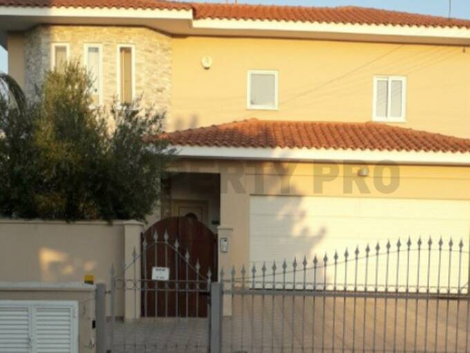 For Sale, 4-Bedroom +Maid’s room Detached House in Strovolos
