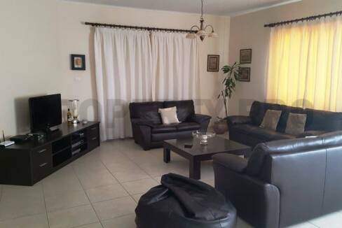 For Sale 4-Bedroom Semi-Detached House in Engomi