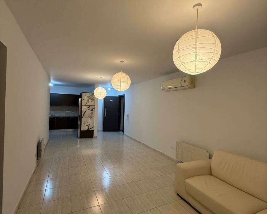 WhatsApp Image 2025-10-22 at 13.51.36 (4)