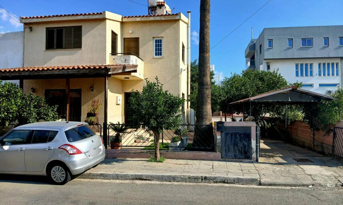 WhatsApp Image 2025-11-28 at 11.59.48