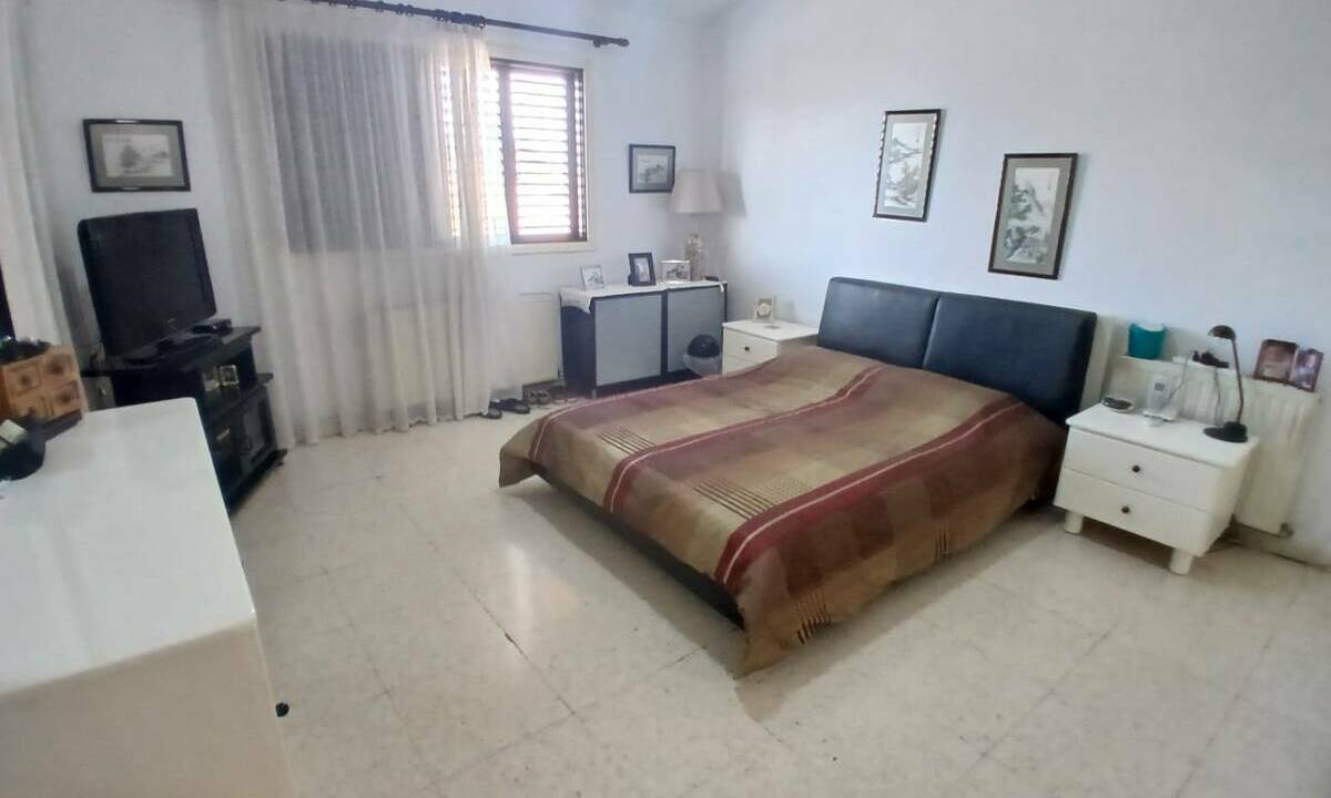 WhatsApp Image 2025-11-28 at 11.59.55 (3)