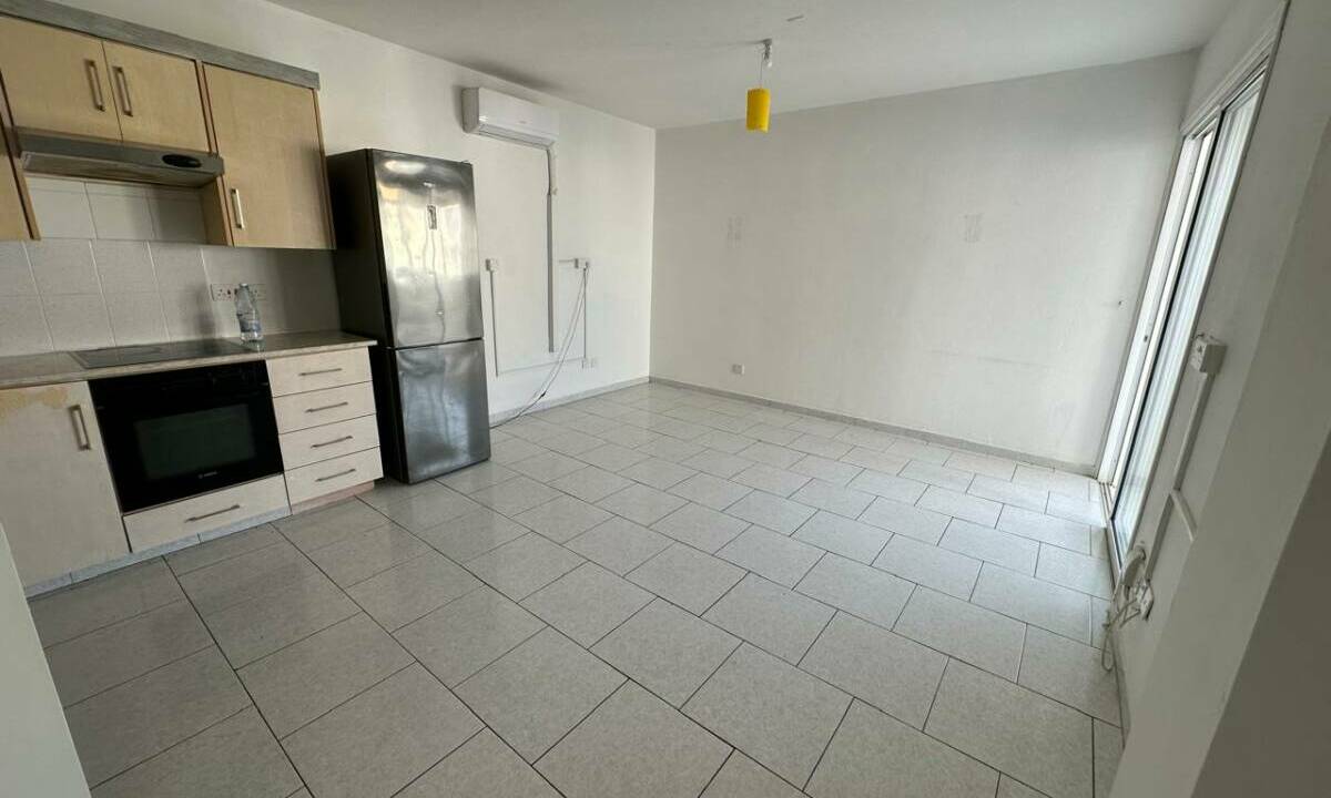 WhatsApp Image 2025-12-01 at 15.39.28