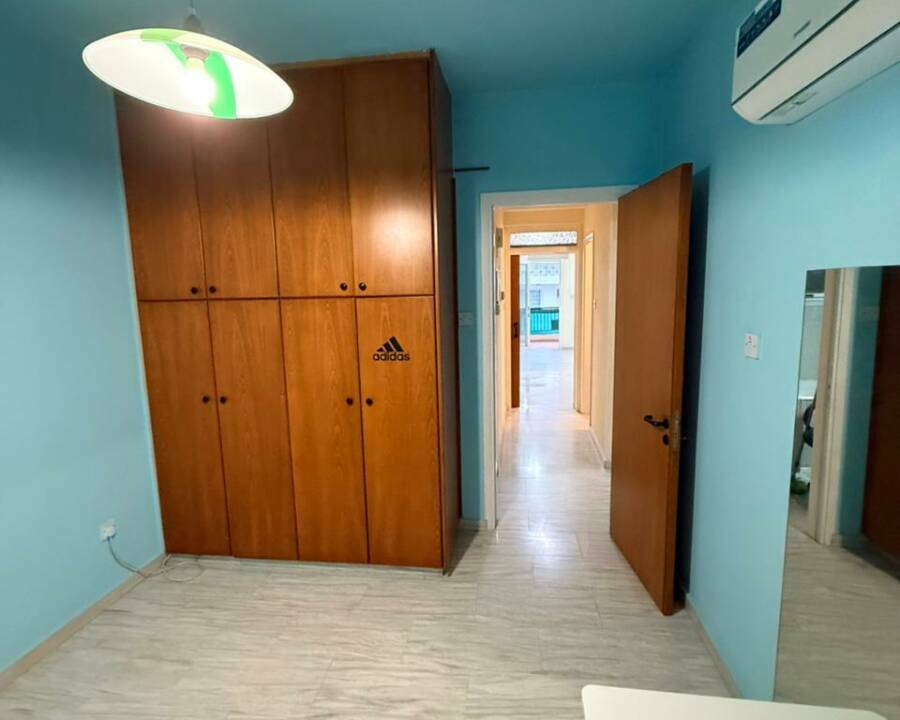 WhatsApp Image 2025-12-01 at 14.55.23