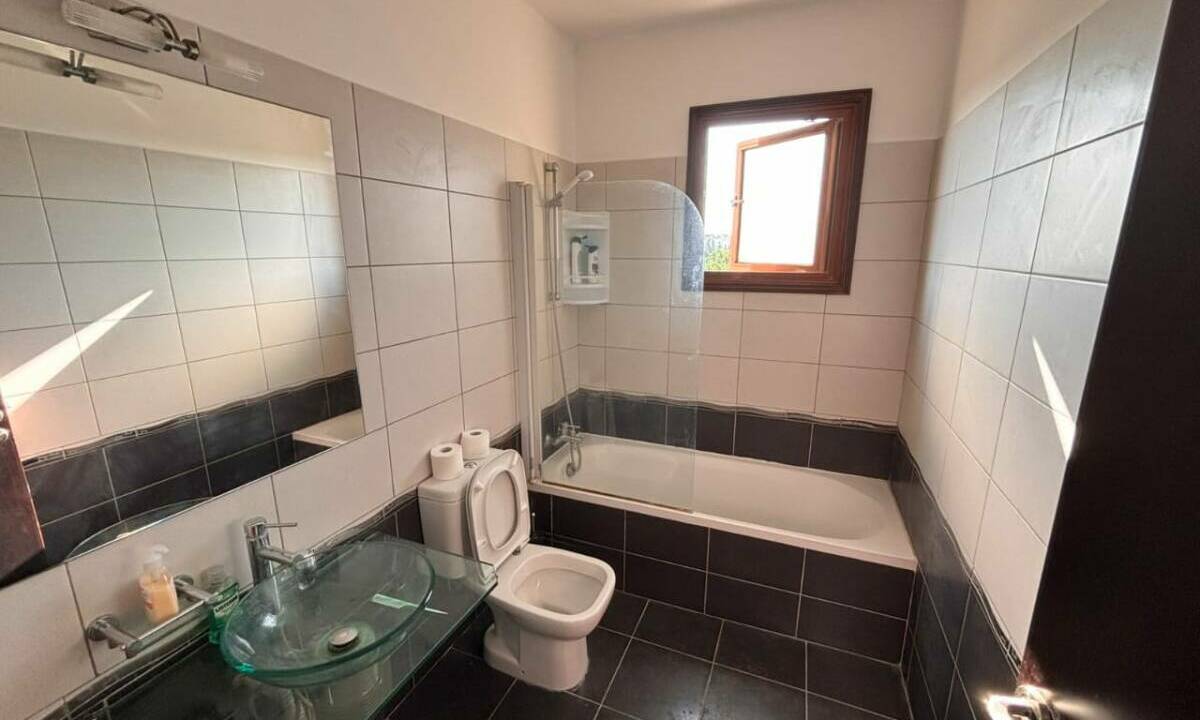 WhatsApp Image 2025-12-19 at 17.58.21 (2)