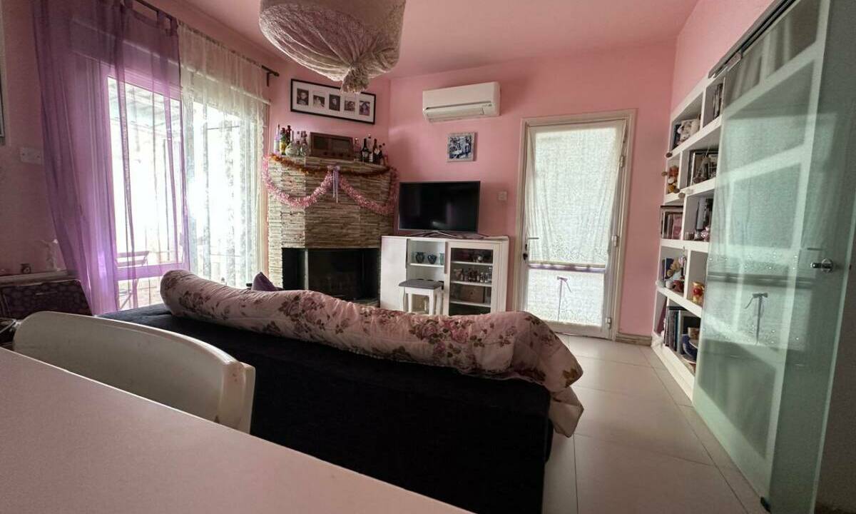 WhatsApp Image 2026-01-12 at 12.45.58 (5)