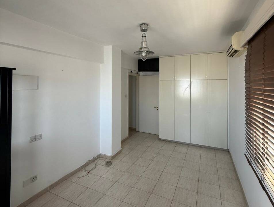 WhatsApp Image 2026-04-22 at 14.27.55 (10)